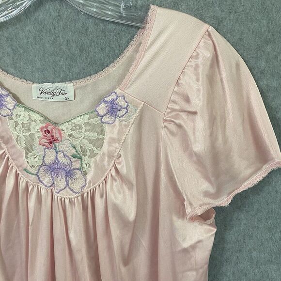 Vanity Fair Light Pink Lace Matching Gown and Robe Women Small Vintage Ladies - Picture 13 of 16